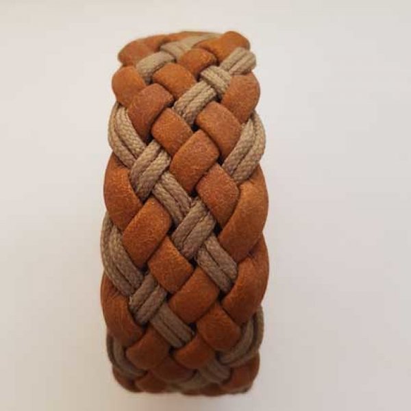 0.92 m&egrave;tre cuir tress&eacute; n&deg;16 30 mm