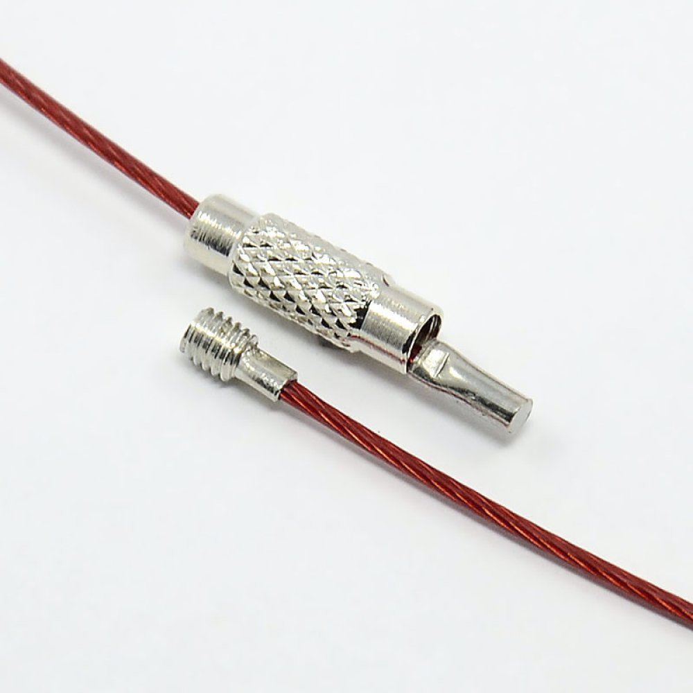 1 necklace rigid cabled wire dark red clasp to screw N°01