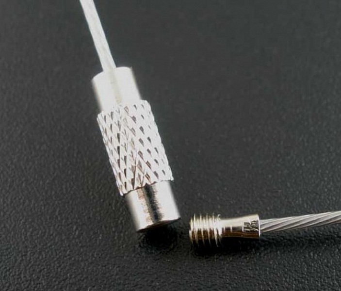 1 necklace rigid cabled wire grey clasp to screw N&deg;01