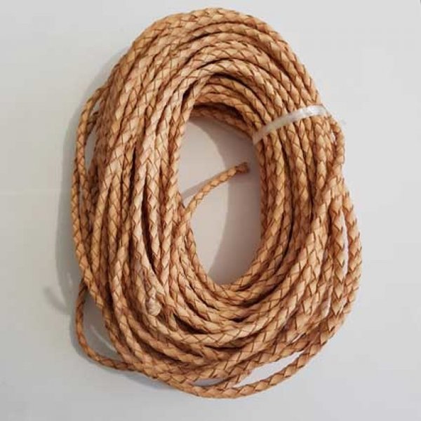 1 m&egrave;tre Cordon cuir rond tress&eacute; 5 mm 01