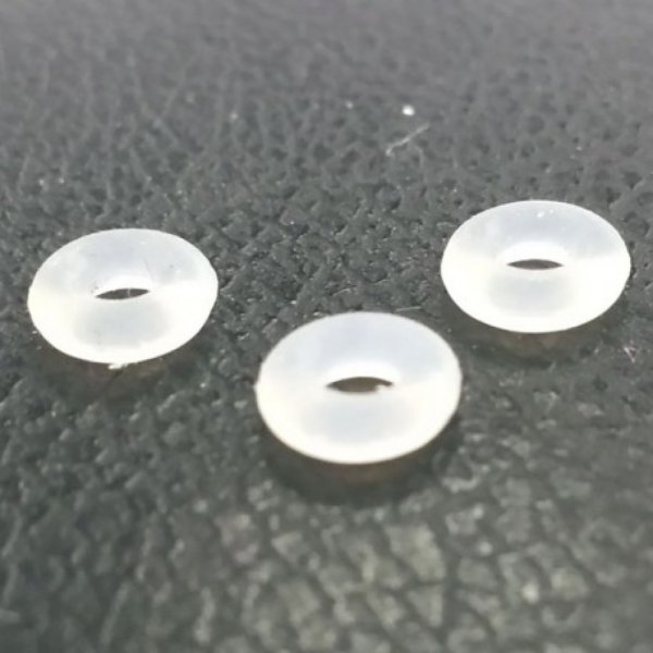 20 Rings Blocker beads white rubber 6 mm