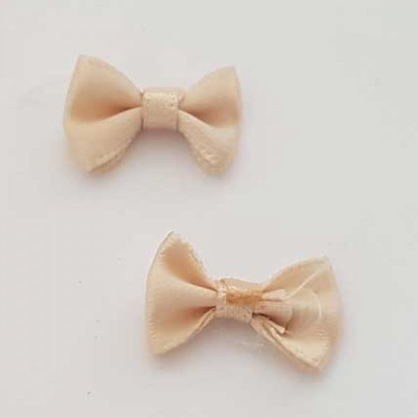 4 N&oelig;uds tissus lot N&deg;78