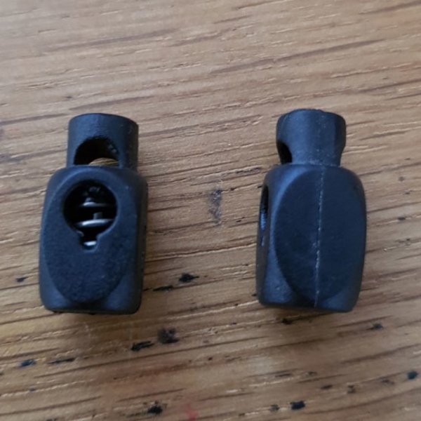 Black Cord Stop N&deg;02