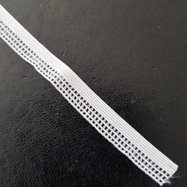 By the meter Fancy white elastic 12 mm.