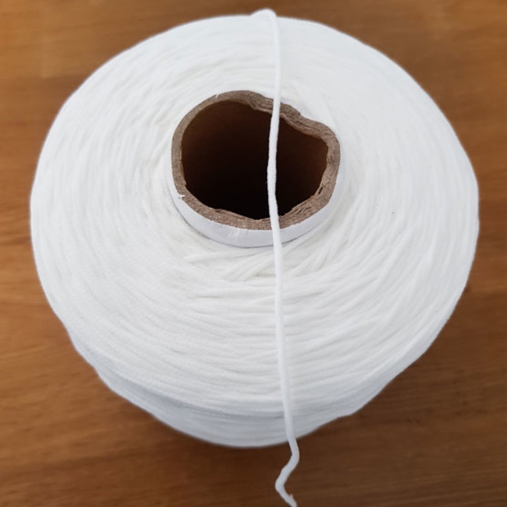 Per meter Elastic mask Polyester round 2.2 mm White