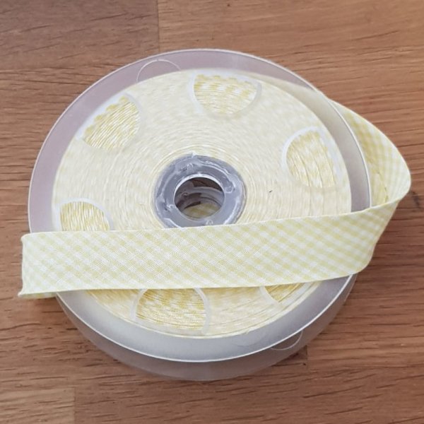 Yellow Gingham Fancy Bias All Textile 1 Meter collar 09