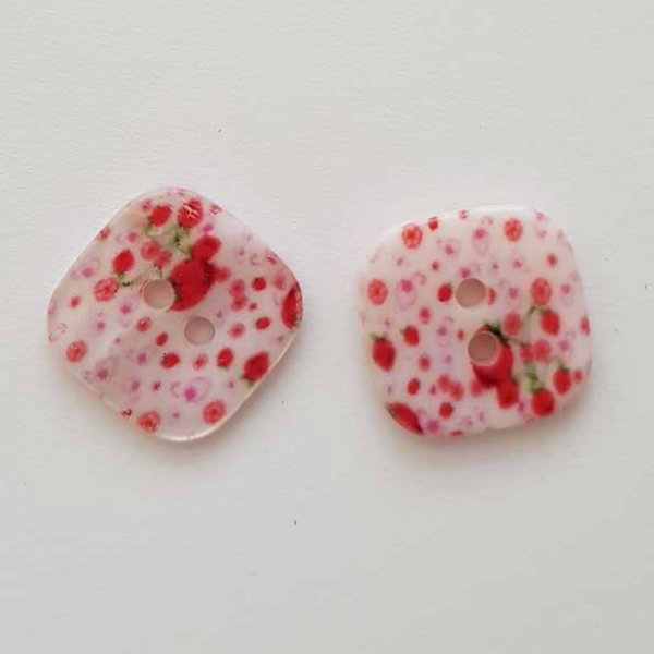 Bouton fantaisie Carr&eacute; &agrave; fleurs 14 mm N&deg;04