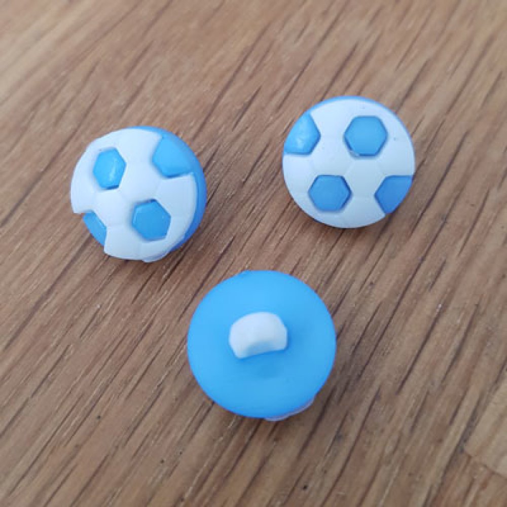 Fancy button with patterns for children football N°04 light blue