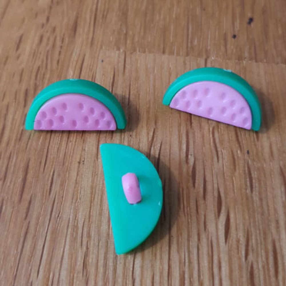 Fancy watermelon patterned button for children N° 06 purple