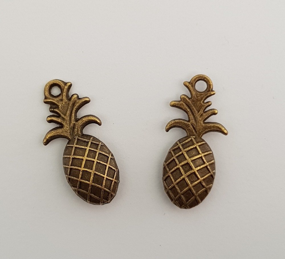 Pineapple charm N°01