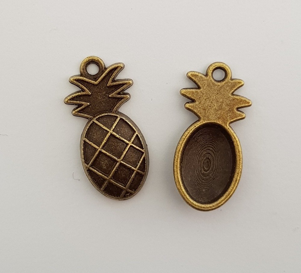 Pineapple charm N°02