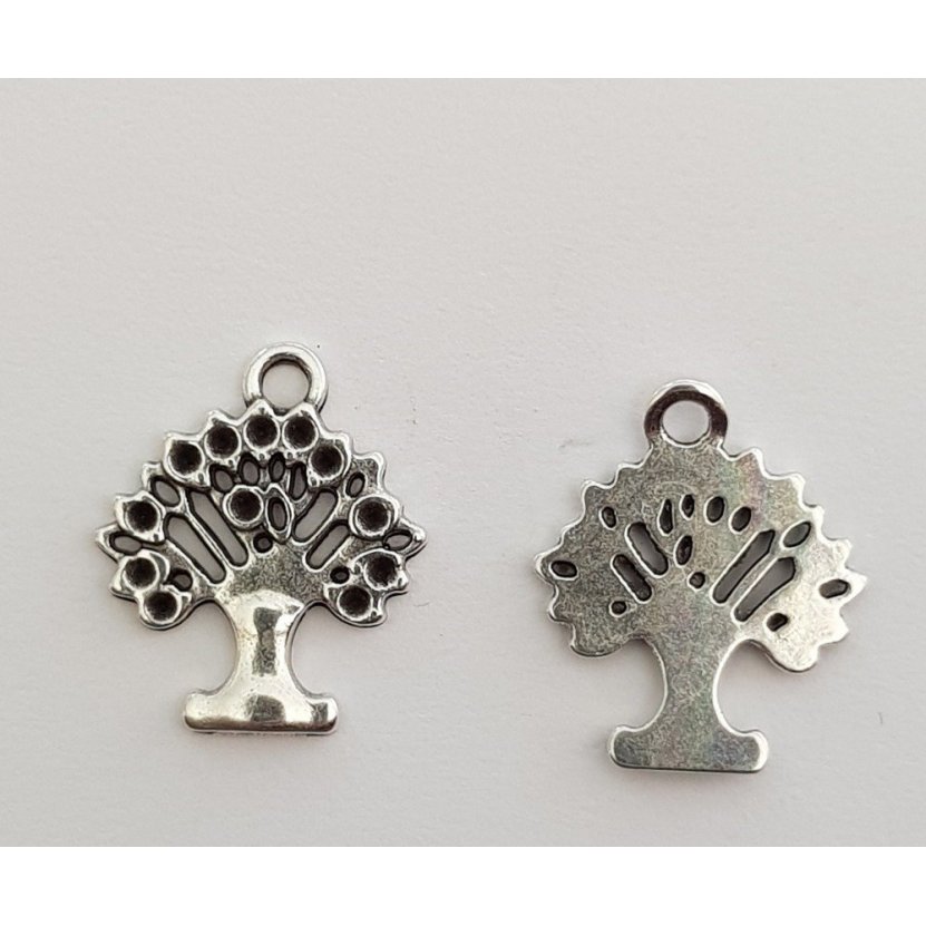 Tree Charm N°01