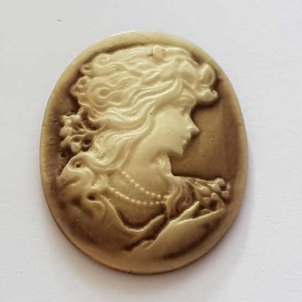 Breloque Cam&eacute;e femme N&deg;08 ovale en r&eacute;sine