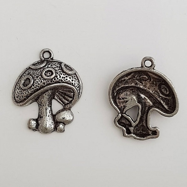 Mushroom Charm N&deg;02