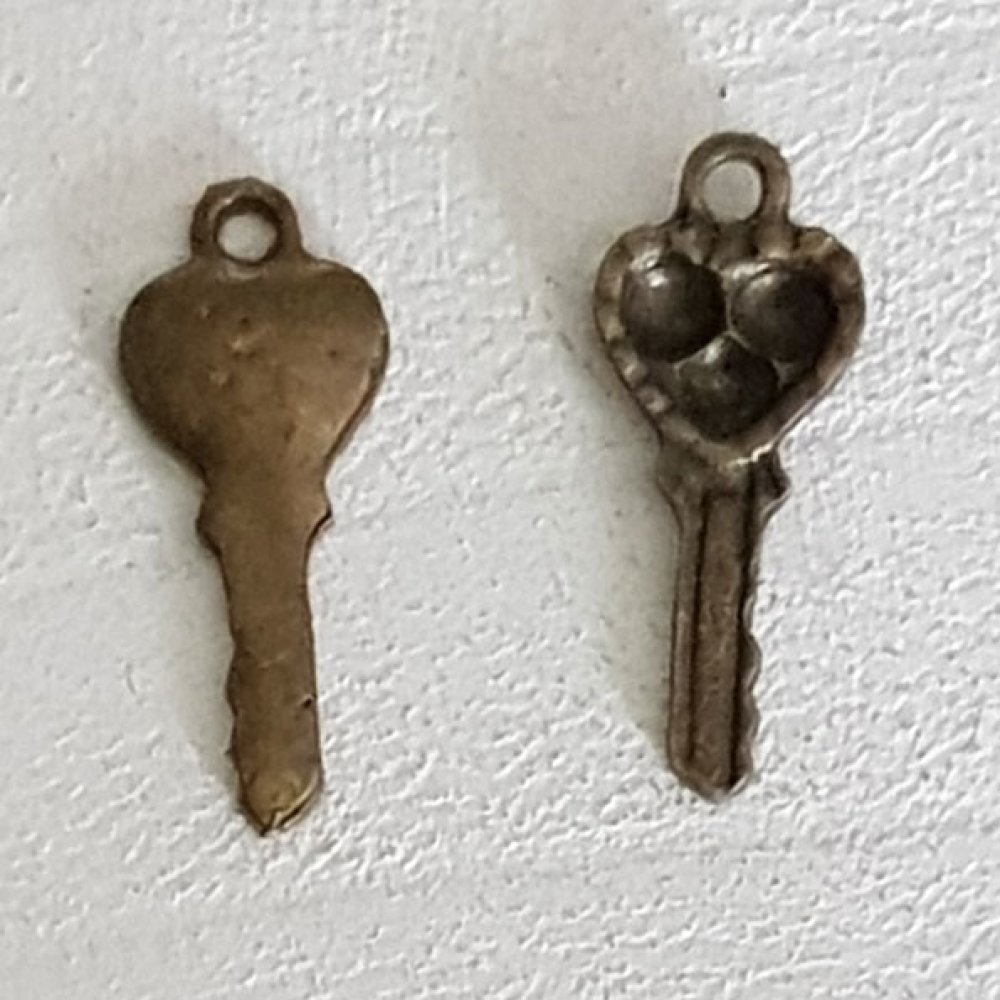 Key Charm N°24 Bronze