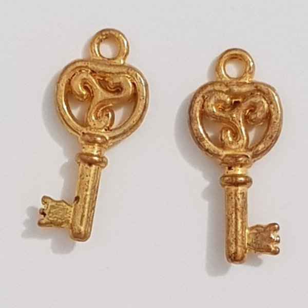 Key Charm N&deg;38 Gold