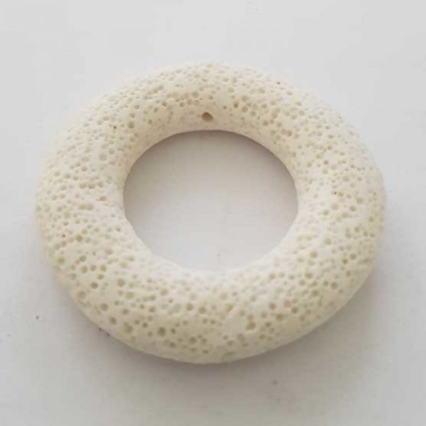 Breloque Divers N&deg;086-07 Pendentif Rond Pierre De Lave Blanc