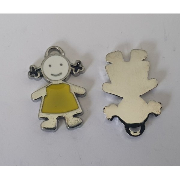 Child's charm N&deg;04