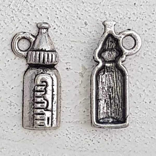 Baby bottle charm N&deg;65