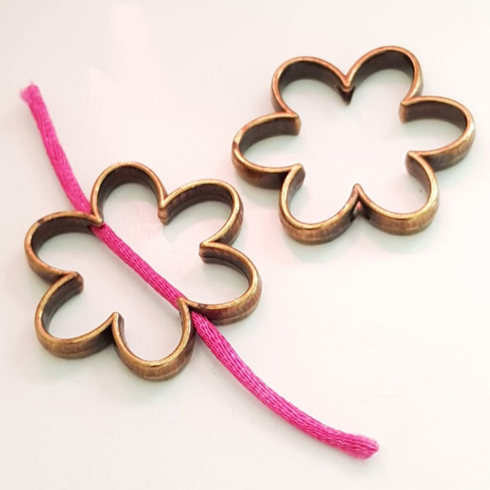 Metal Flower Charm N°010 Bronze