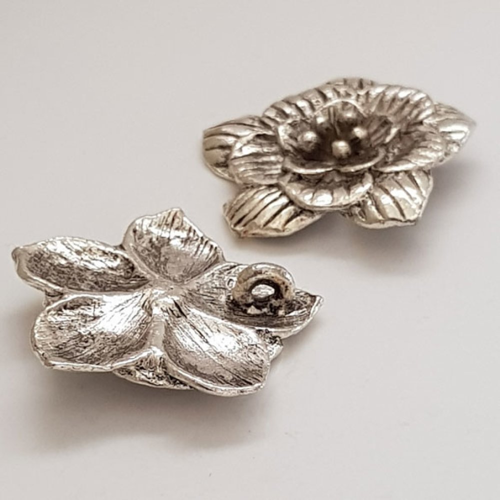 Flower charm Metal N°013 Silver