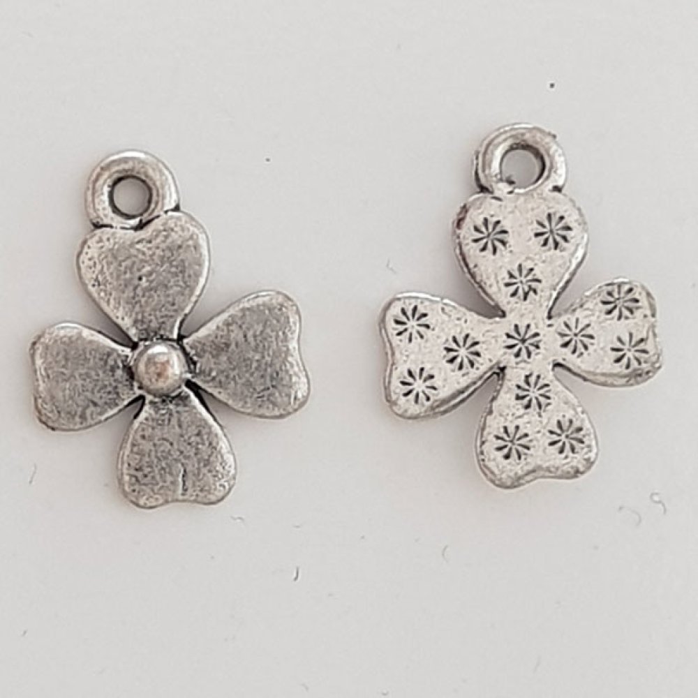 Silver Flower Charm N°091