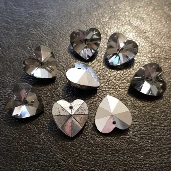 Heart Pendant in faceted glass N&deg;01-02