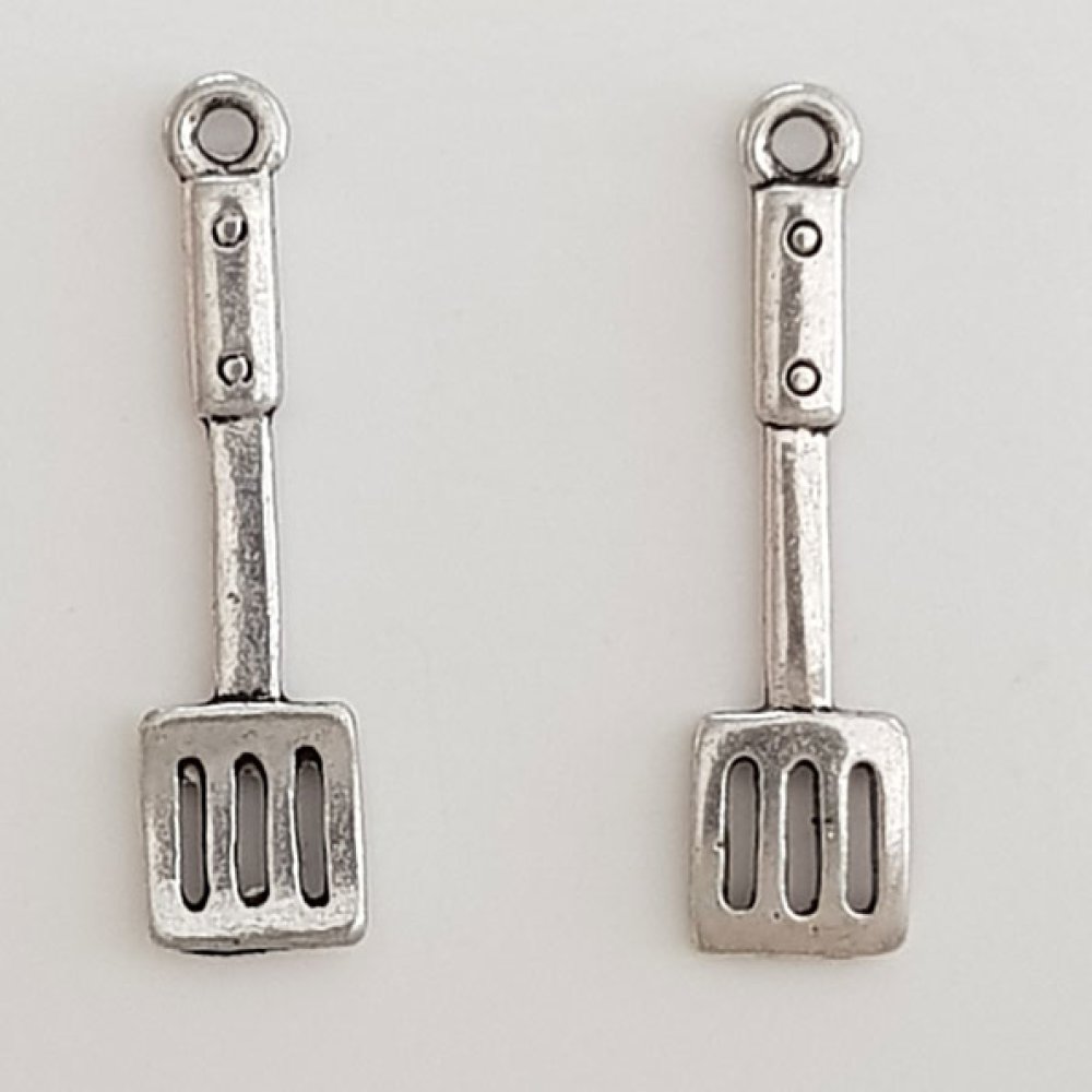 Charm Spatula Kitchen N°01 Silver