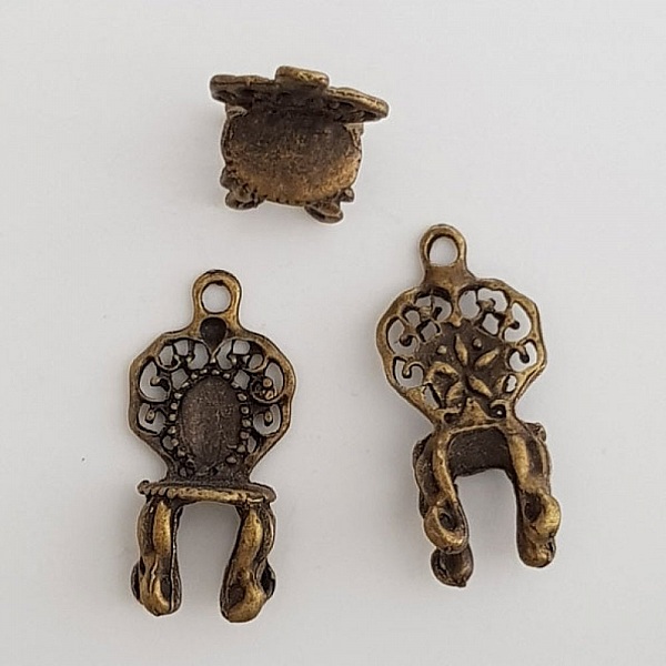Throne chair charm N&deg;02 Bronze