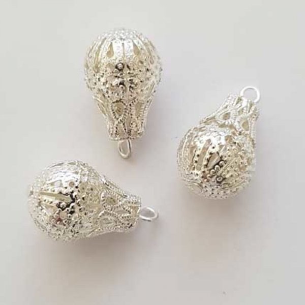 Openwork silver charm N&deg;02-01