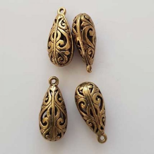 Openwork drop charm N&deg;03-02