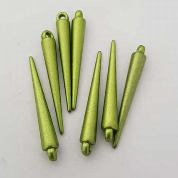 Breloque pic c&ocirc;ne clou N&deg;02 34 mm