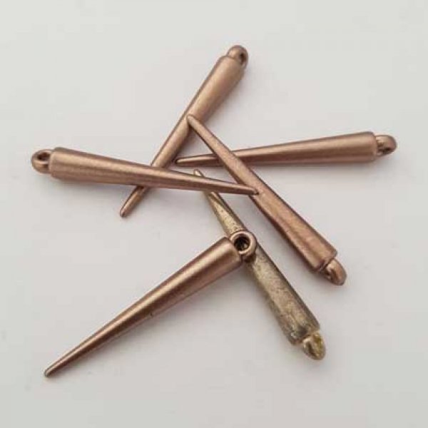 Breloque pic c&ocirc;ne clou N&deg;04 34 mm