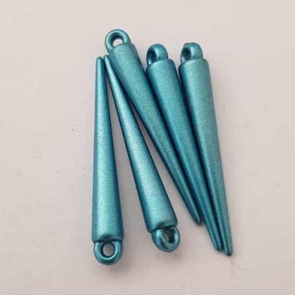 Breloque pic c&ocirc;ne clou N&deg;05 34 mm