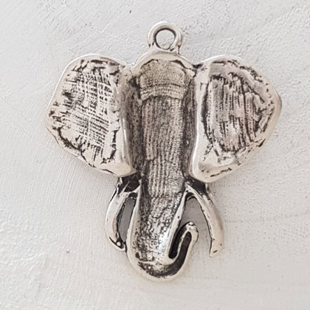 Elephant charm N°08