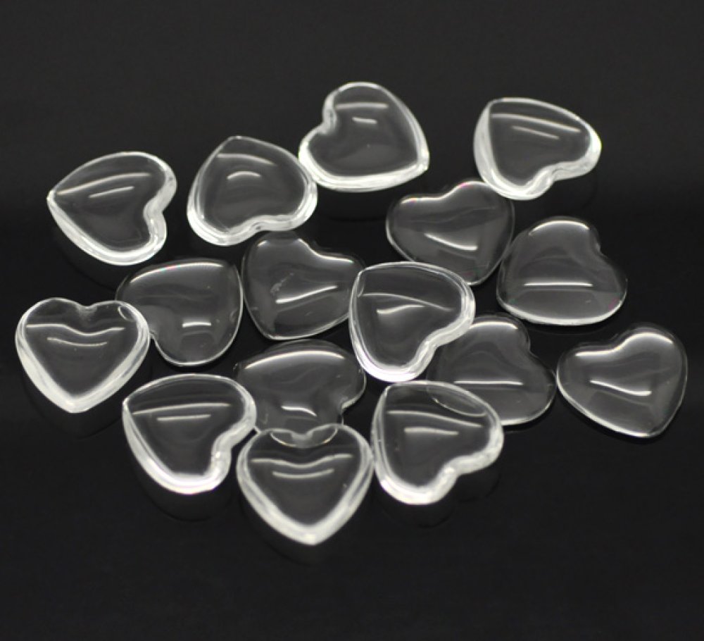 Cabochon Heart 17 x 18 mm in clear burr glass N°23