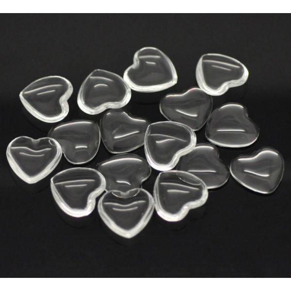 Cabochon Heart 17 x 18 mm in clear burr glass N&deg;23
