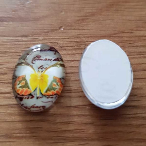 Cabochon Oval 13 x 18 mm Butterfly N&deg;04