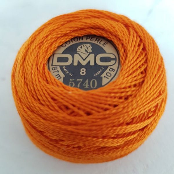 Embroidery cotton beads on a spool, DMC N&deg; 8 - 10 g