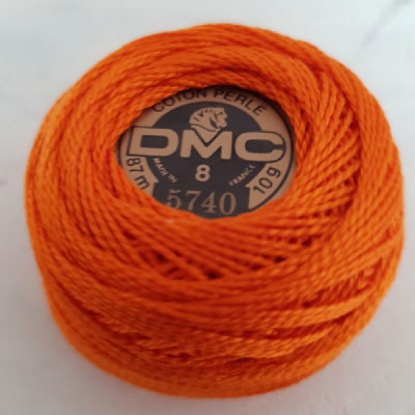 Embroidery cotton beads on a spool, DMC N&deg; 8 - 10 g
