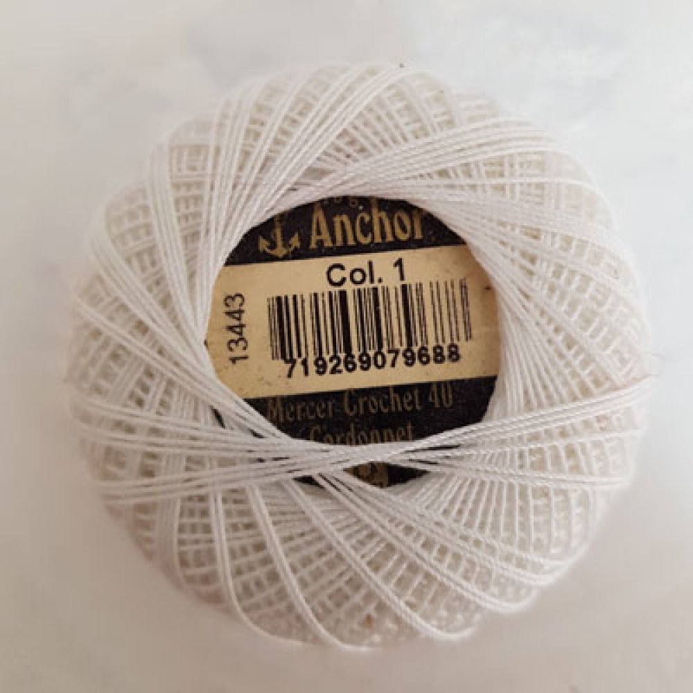 Embroidery cotton beads on a spool, Anchor - 10 g White