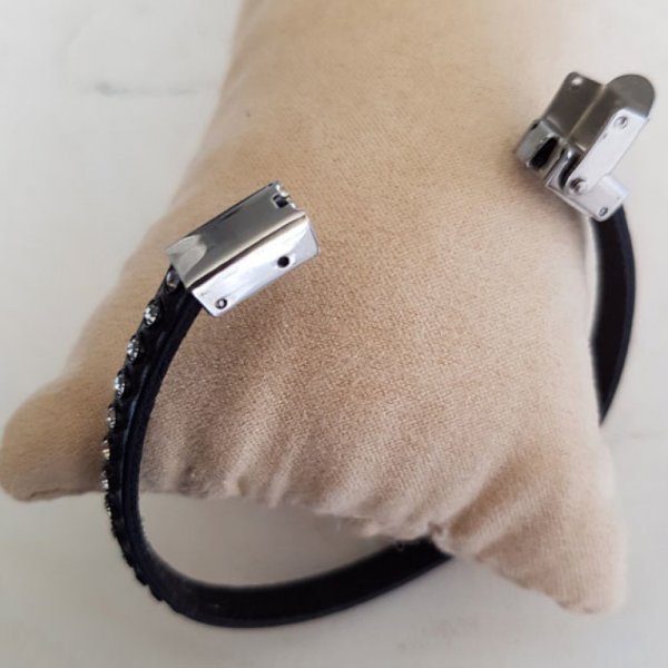 Dark Cobalt Leather 06 mm Swarovski Strass per 20 cm