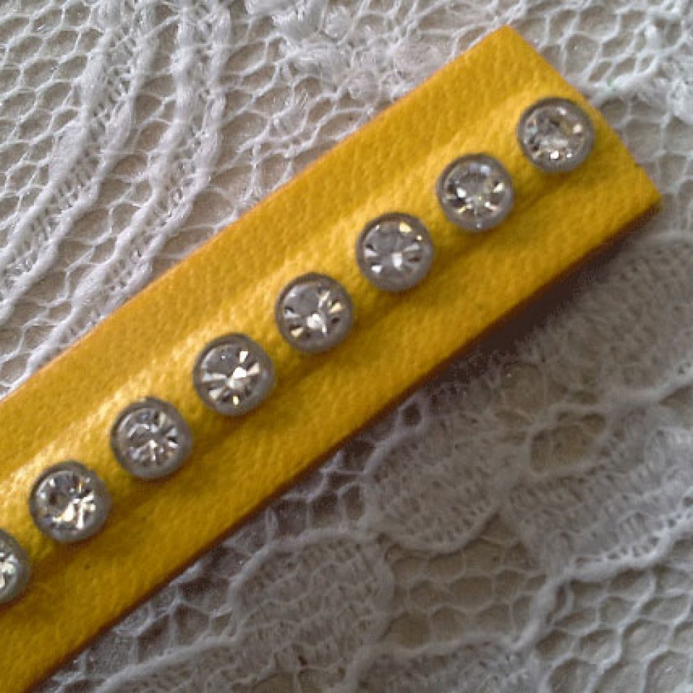 Yellow Leather 10 mm Swarovski Strass by 20 cm