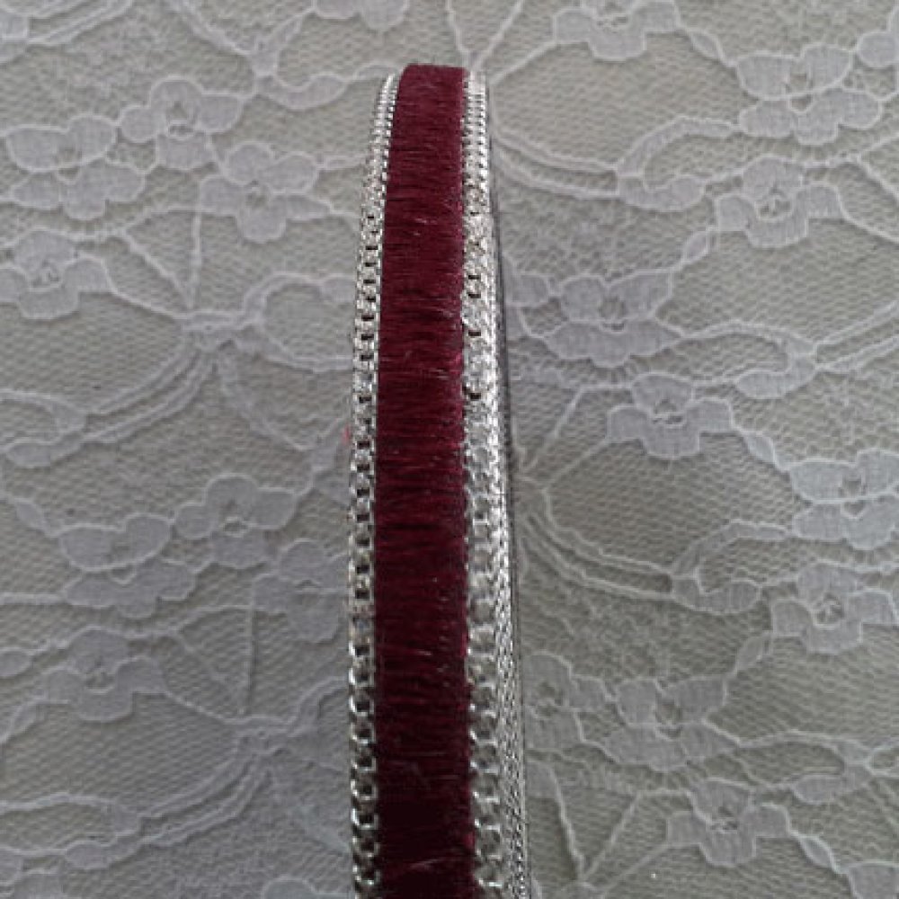 Flat Calf Leather Bordeaux 10 mm by 20 cm skin and chain