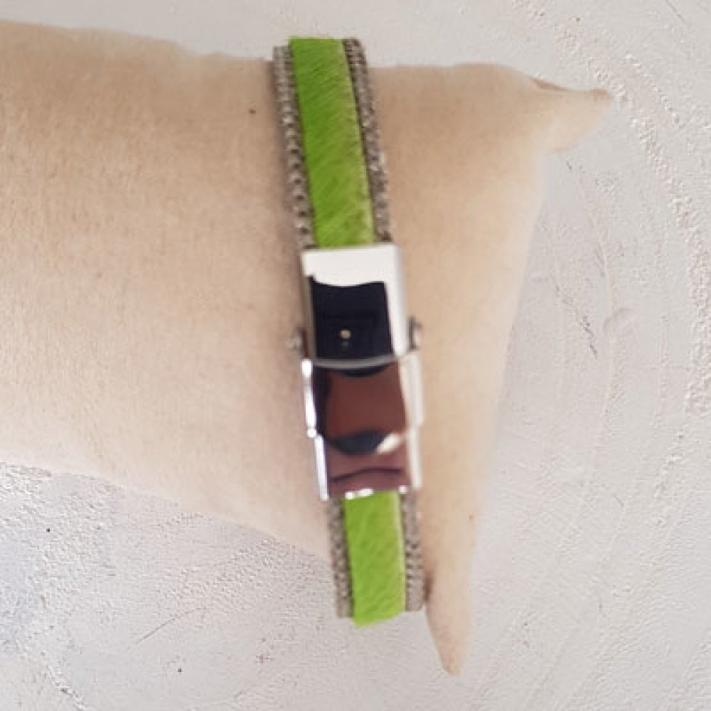 Anise Green Flat Calf Leather 10 mm by 20 cm skin and chain