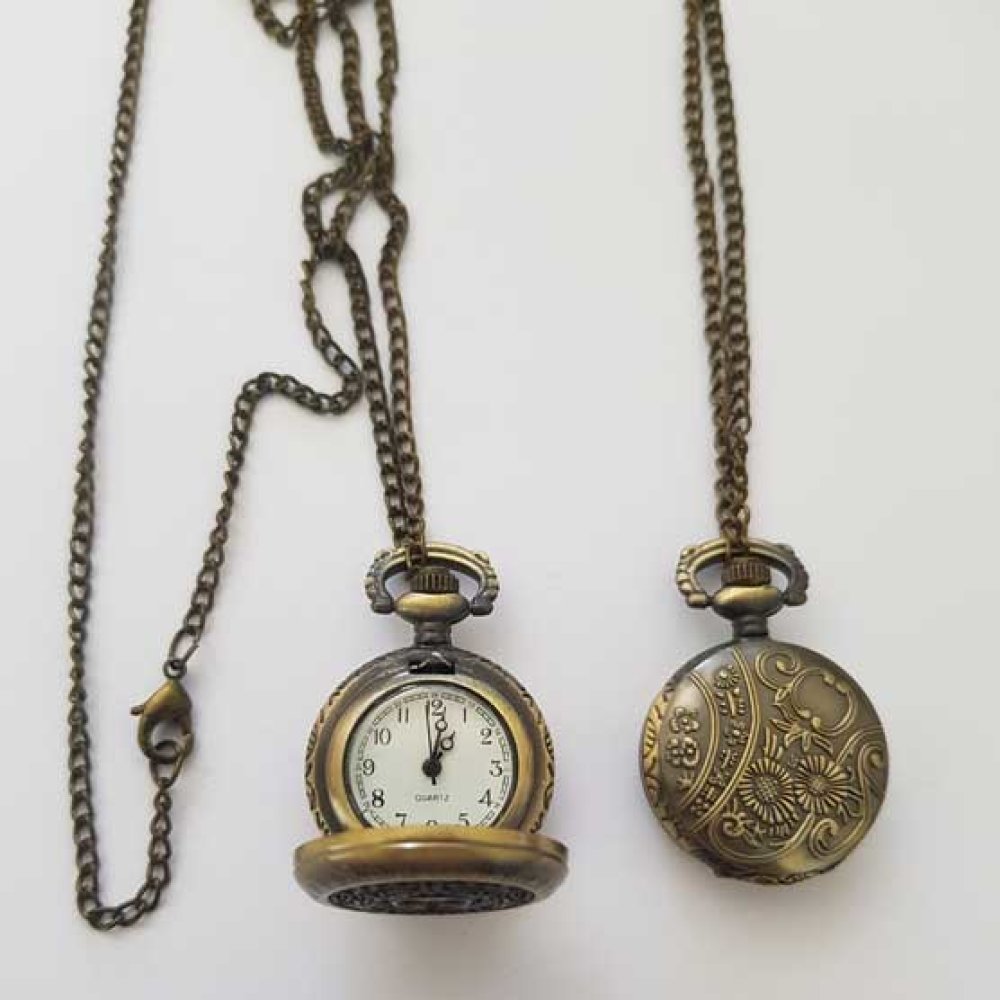 Round 01 Antique Bronze Gusset Watch with Chain