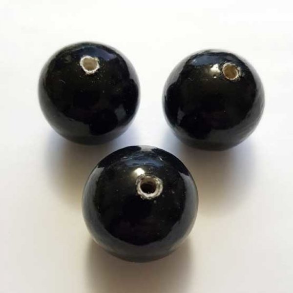 Round Bead Papier Mach&eacute; GT 30mm Black