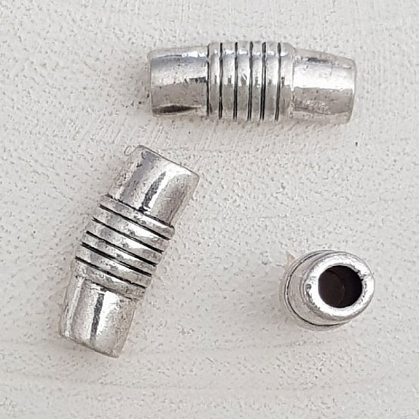 Silver tube pearl N&deg;10