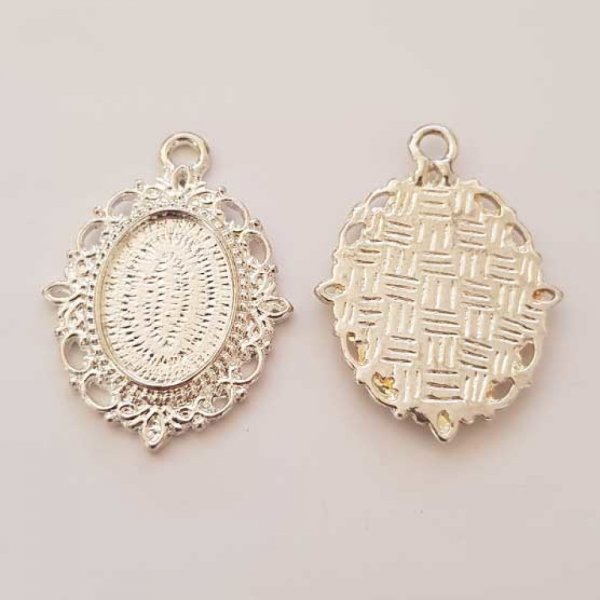 Support cabochon Ovale de 13 X 18 mm Argent N&deg;03