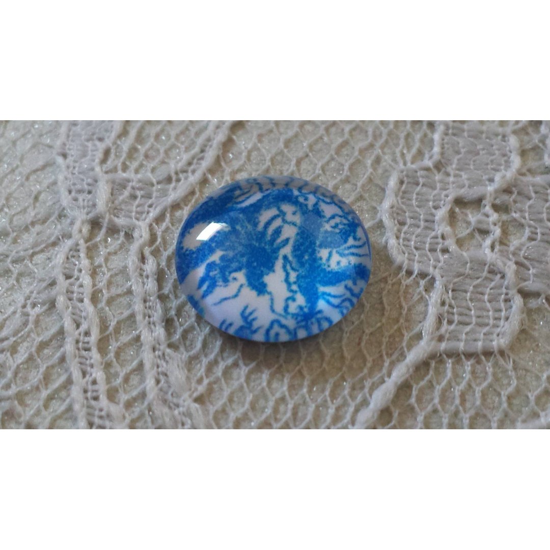 round glass cabochon 12mm blue flower 040 